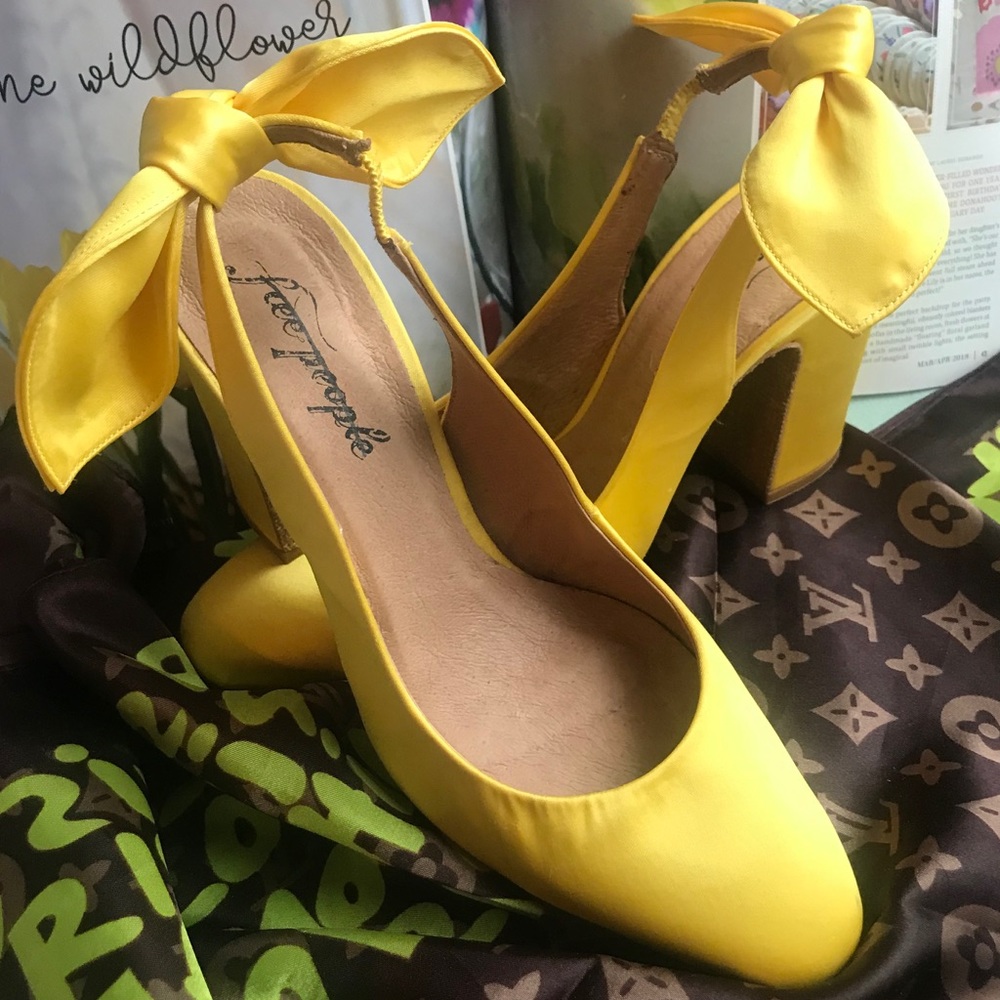 Free People DAZZLE DAZZLE heel 💛